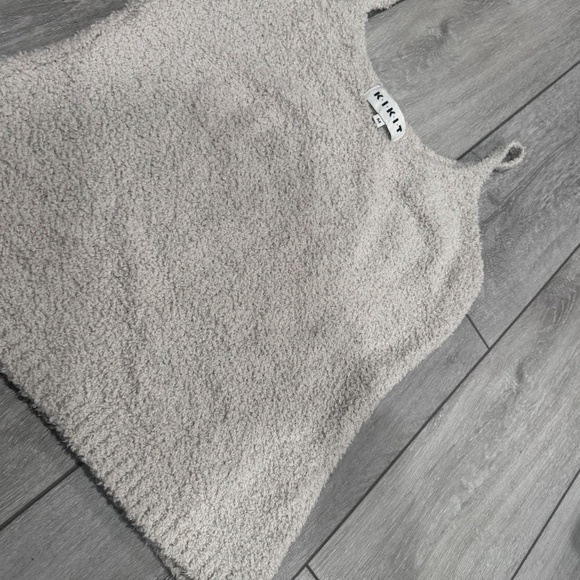 KIKIT SUPER SOFT TANK !! - Picture 5 of 6